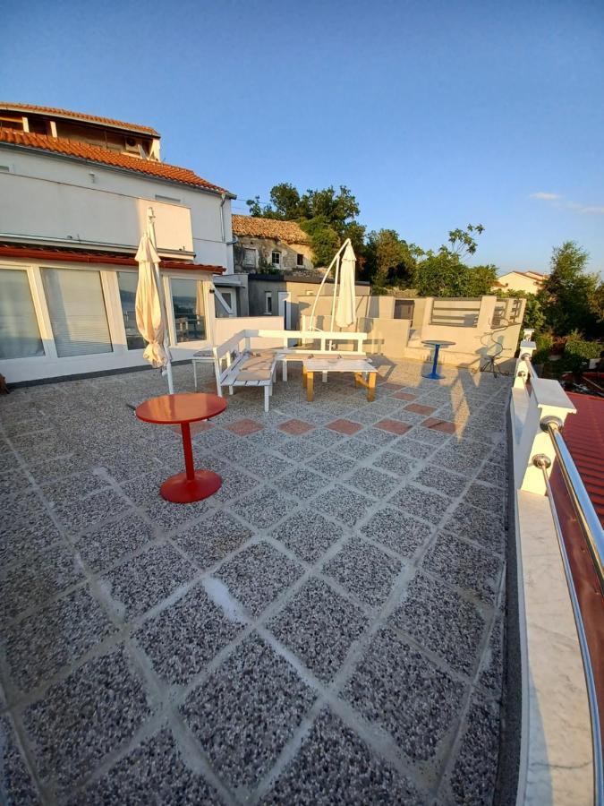 Blue &Red Apartment Dramalj Exterior photo
